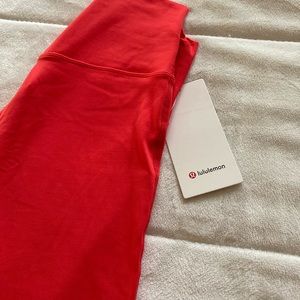 Lululemon align crop legging size 6